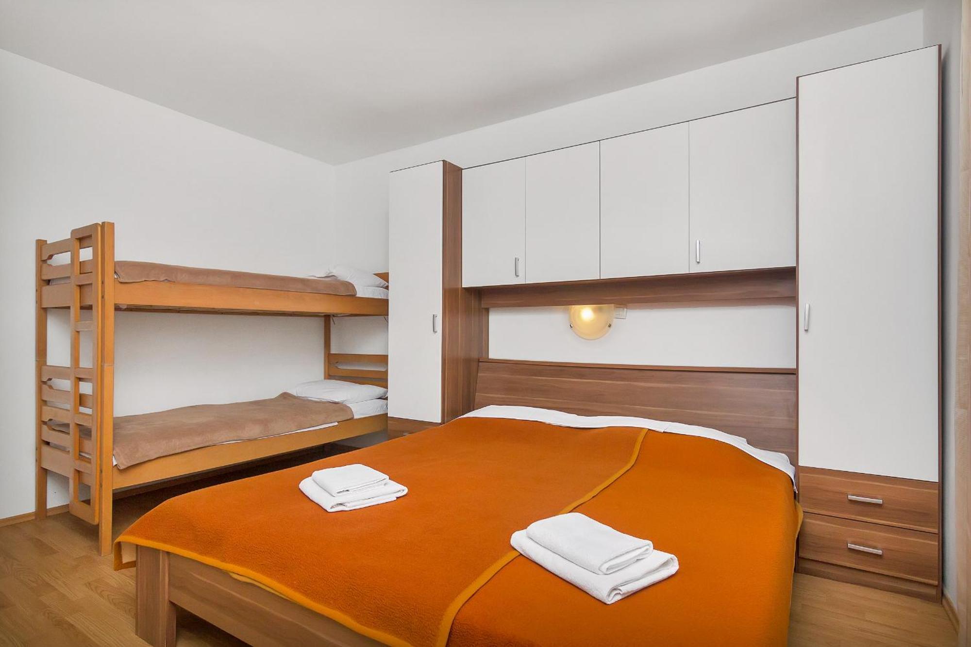 Apartmani Cico Gdinj Exteriér fotografie