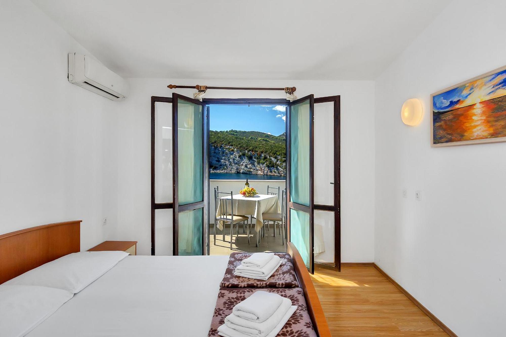Apartmani Cico Gdinj Exteriér fotografie