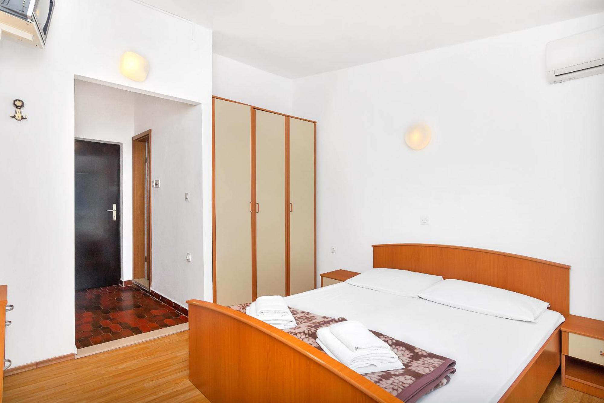 Apartmani Cico Gdinj Exteriér fotografie