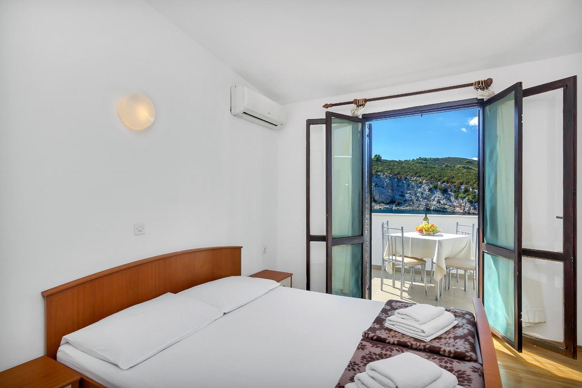 Apartmani Cico Gdinj Exteriér fotografie