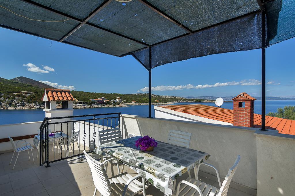 Apartmani Cico Gdinj Exteriér fotografie