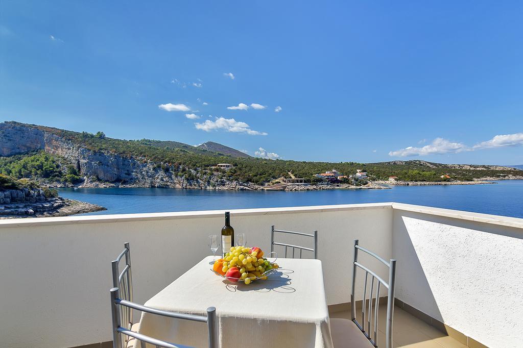 Apartmani Cico Gdinj Exteriér fotografie