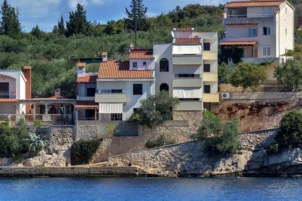 Apartmani Cico Gdinj Exteriér fotografie